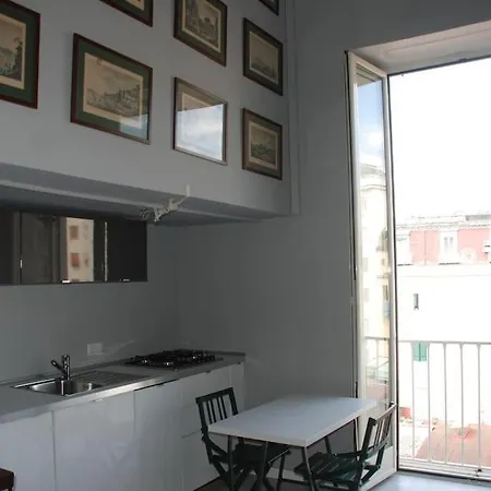 公寓 Charming House At *
